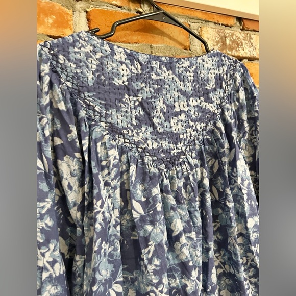 We The Free Floral Blue Women's Top Size M - Picture 8 of 10